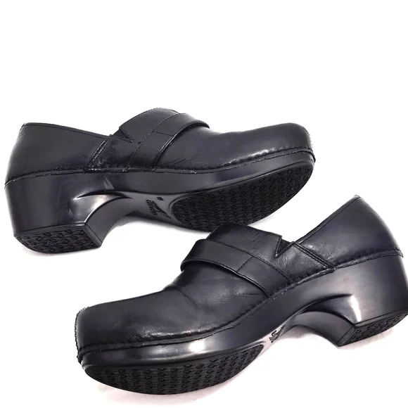 Dansko Tamara Black Leather Slip-On Clogs With Adjustable Strap - Picture 5 of 16